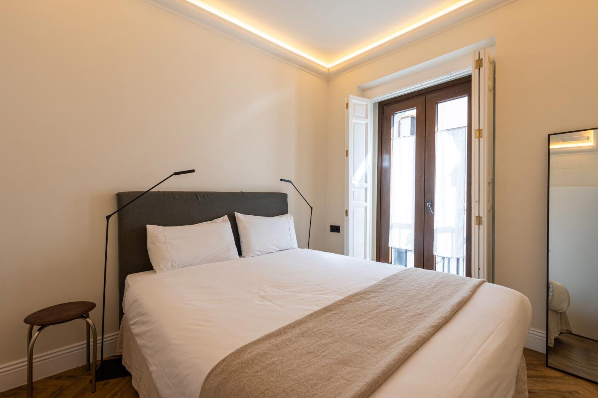 Apartamentos Gravina 56 Seville Exterior photo