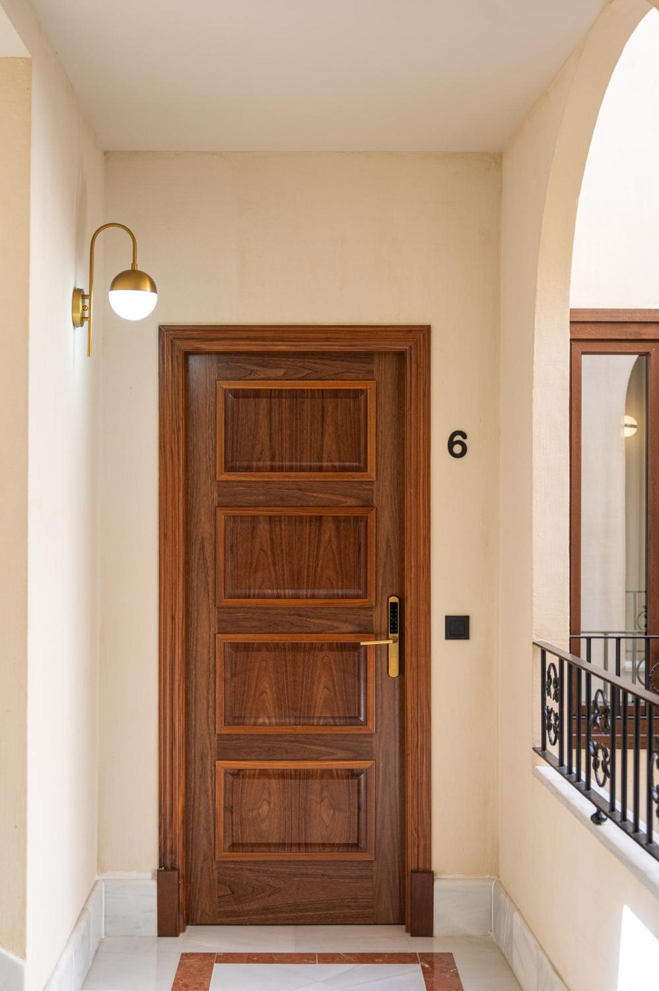 Apartamentos Gravina 56 Seville Exterior photo
