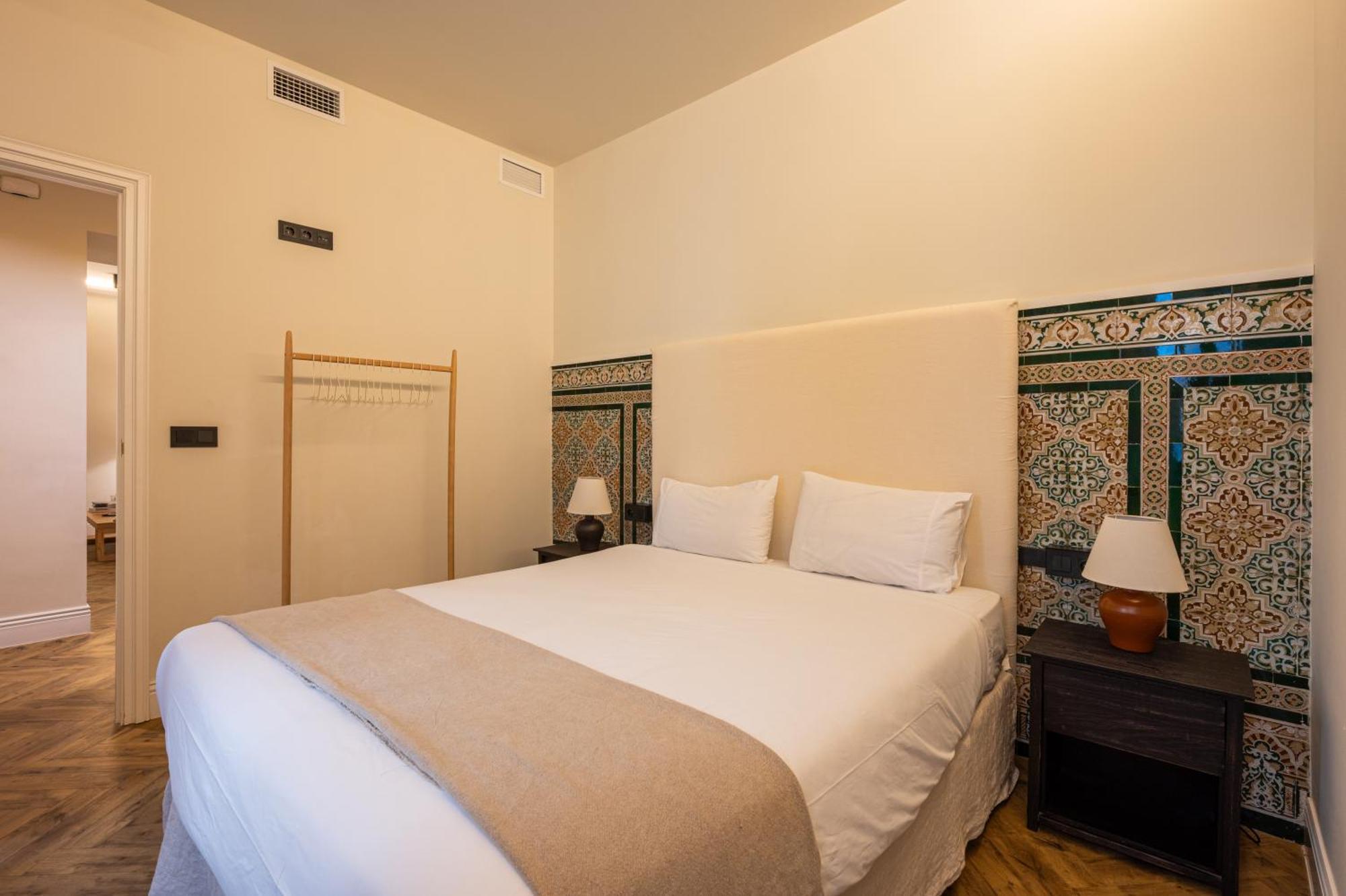 Apartamentos Gravina 56 Seville Exterior photo